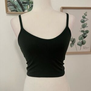 Yoga Women’s Slim Cropped Tank Top